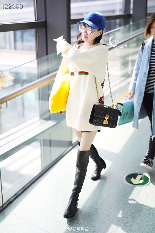 DIOR迪奧 官網同步 歐美風範 原單品質 女款 太陽鏡  lly1308